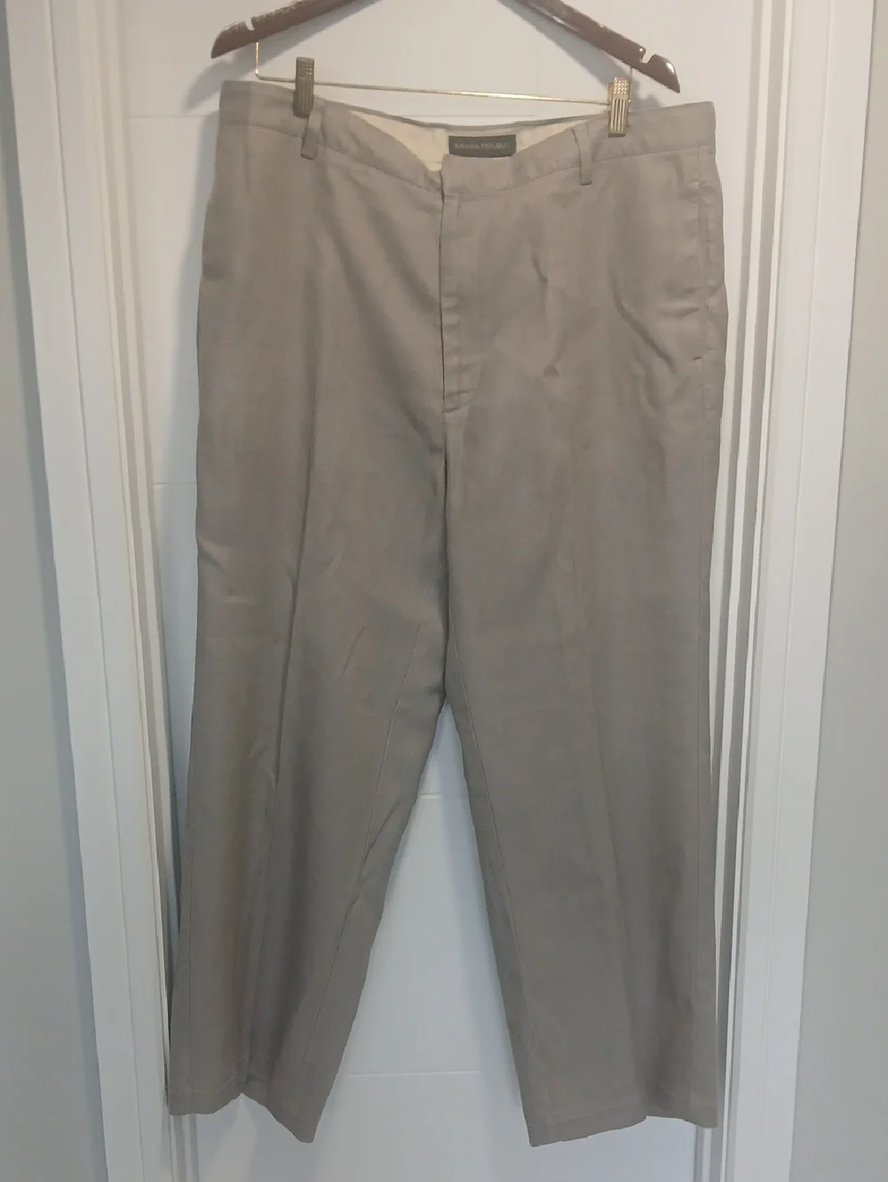 Banana Republic Men's Chinos in Light Taupe